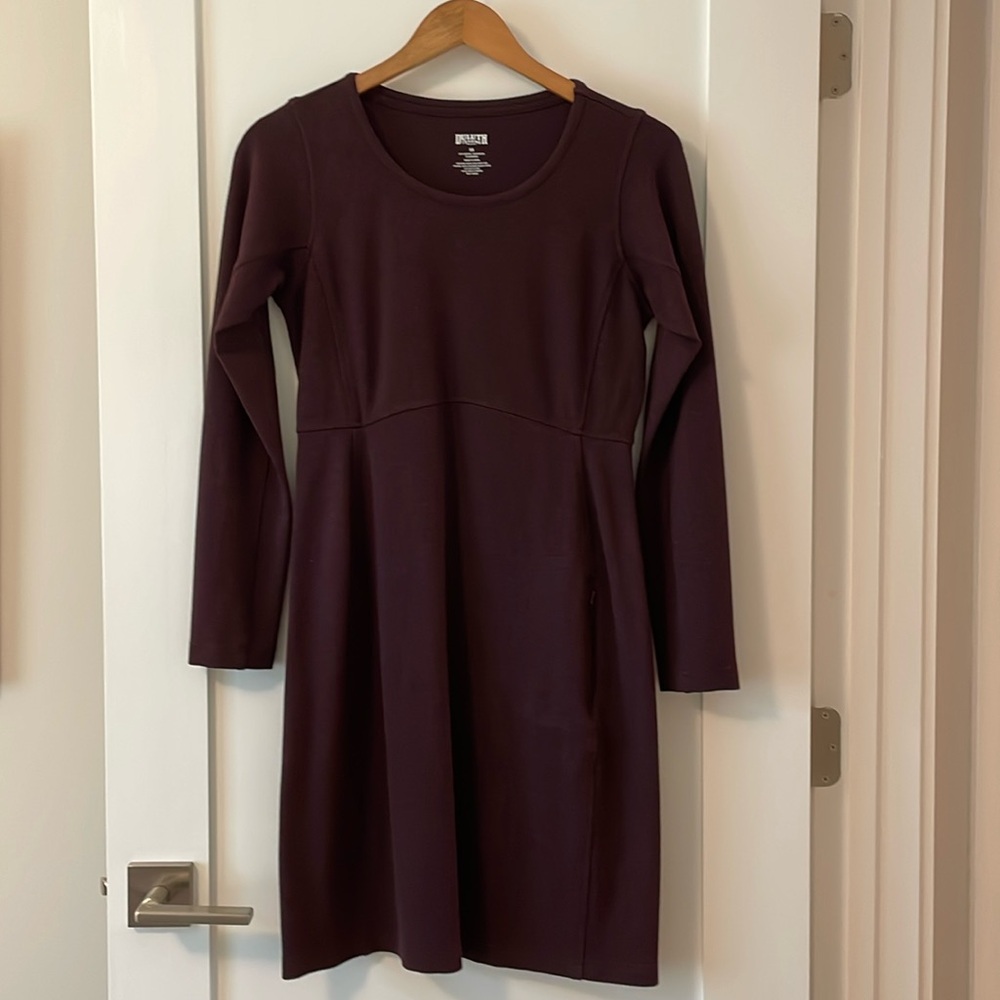 Duluth Trading Co Knit Dress